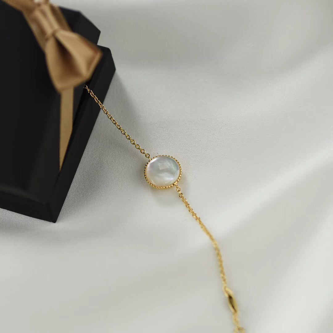 COLLIER EN OR ET DIAMANTS STAR