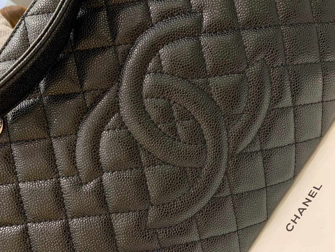 Grand sac cabas CC 34 cm, noir caviar, matériel argenté
