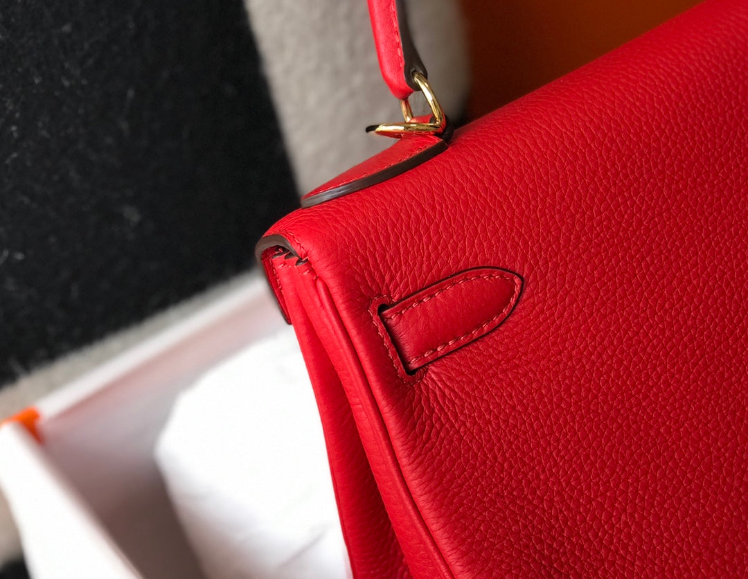 HM KELLY 28CM ROUGE TOGO QUINCAILLERIE OR