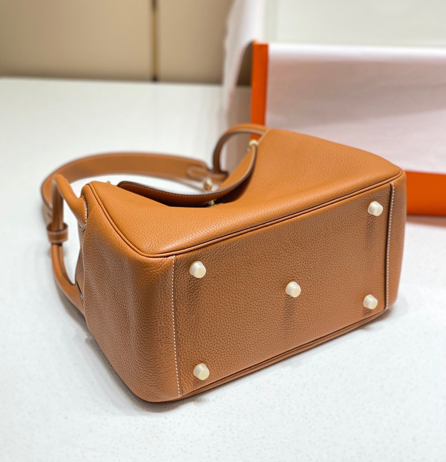 HM LINDY 30 バッグ オレンジ トリヨン クレマンス レザー