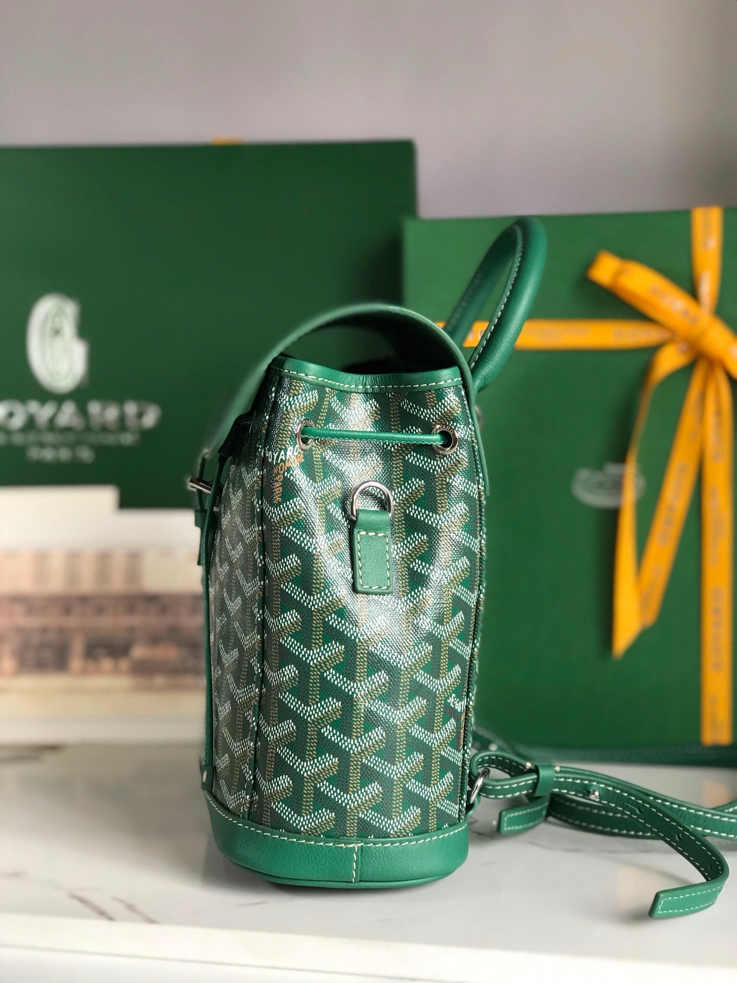 MINI SAC À DOS ALPIN 21 EN CUIR D'AGNEAU VERT ET TOILE GOYARDINE