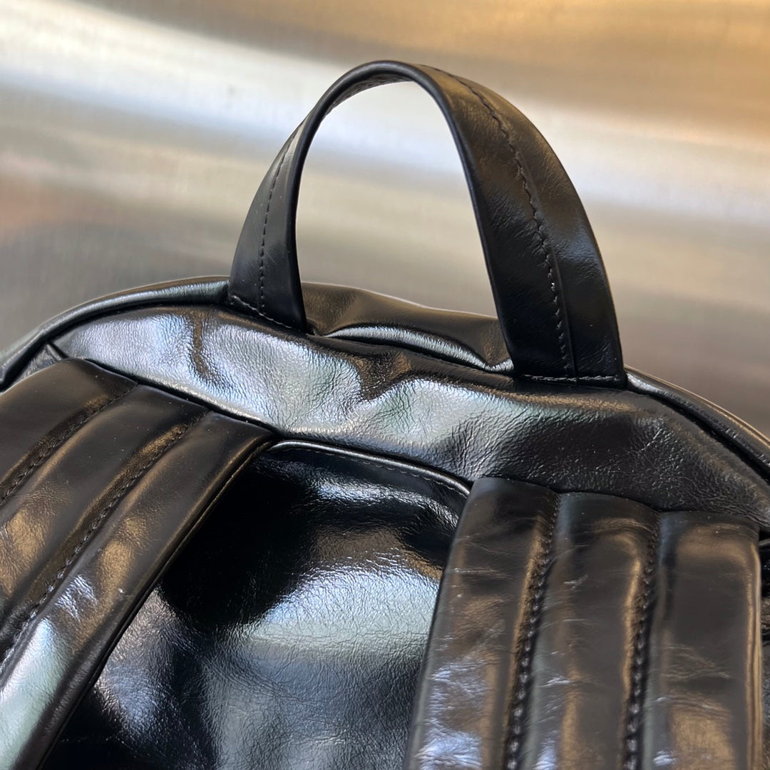 SAC À DOS MOYEN ARCHETYPE 46 EN PEAU D'AGNEAU NOIR
