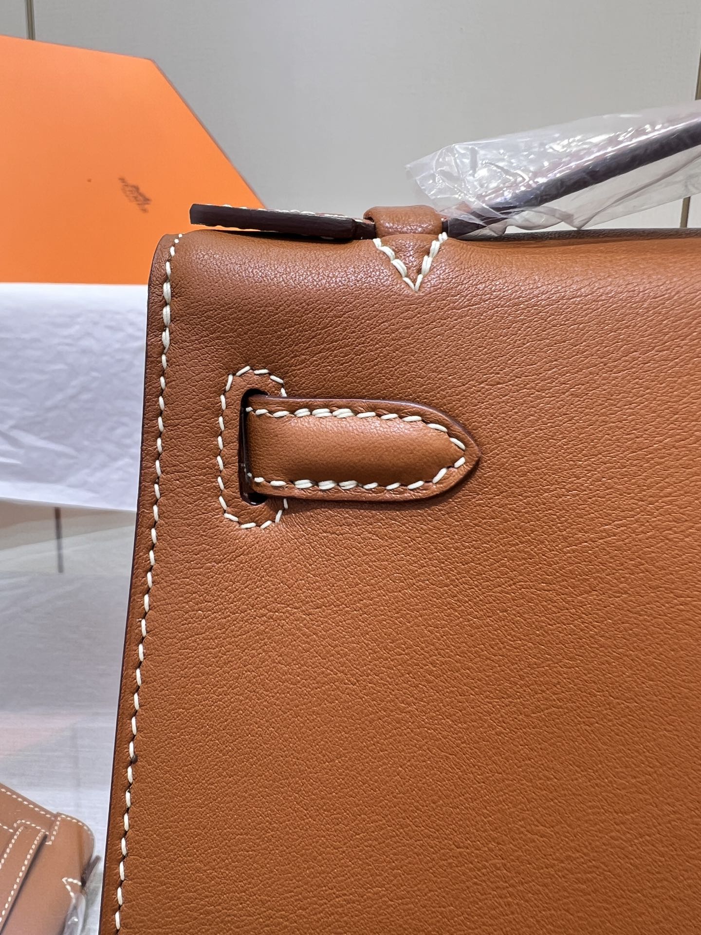 HM ケリー ポシェット 22cm ゴールド スイフト シルバー金具