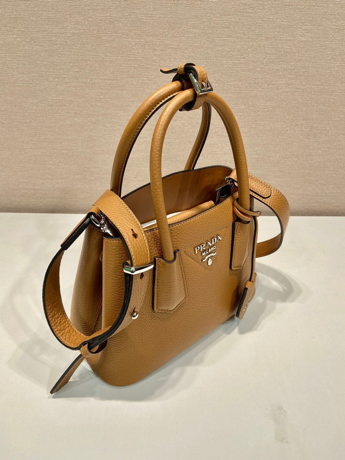SAC CABAS 25 EN CUIR DE CERF BRUN GINGEMBRE