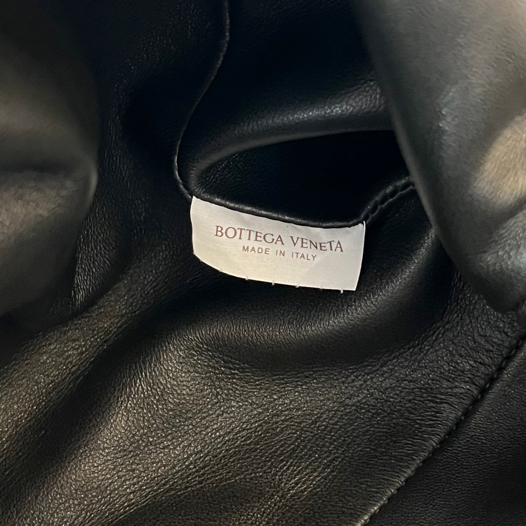 Pochette Classique 40 cm en cuir de veau noir
