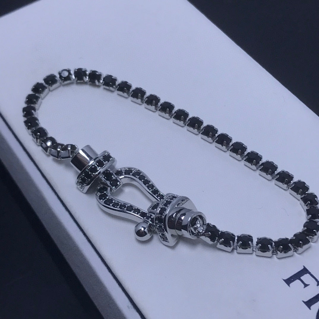 FORCE LARGE HORSESHOE FULL DIAMOND TENNIS BRACELET