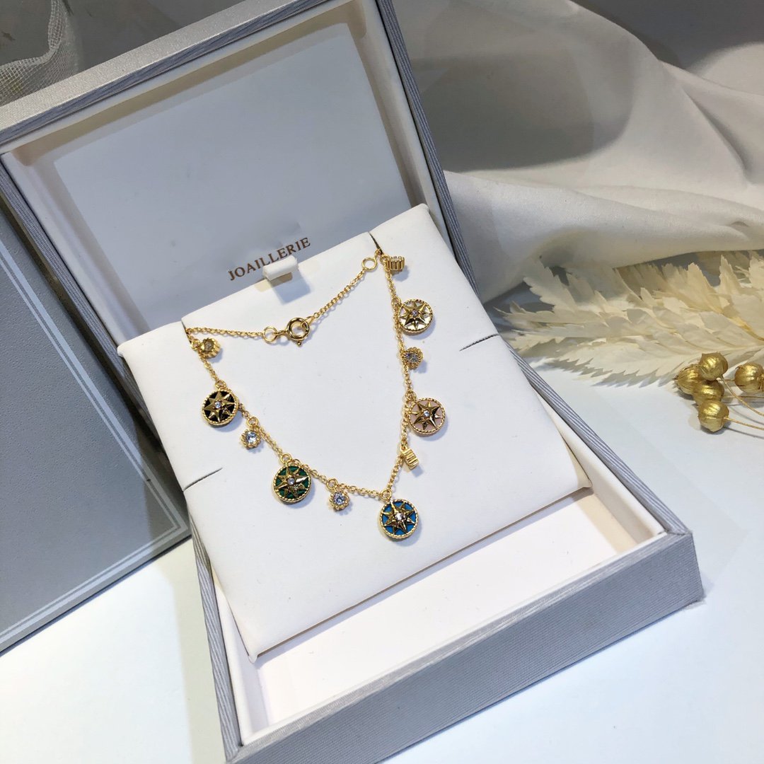COLLIER ROSE DES VENTS EN OR JAUNE