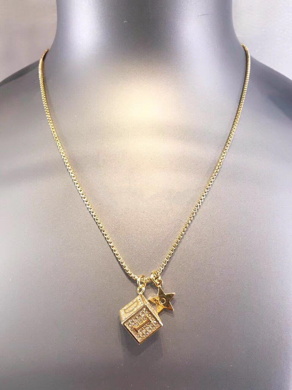 COLLIER CD DICE