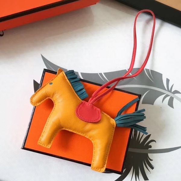 Bijou de sac HM Rodeo Horse en cuir jaune/vert