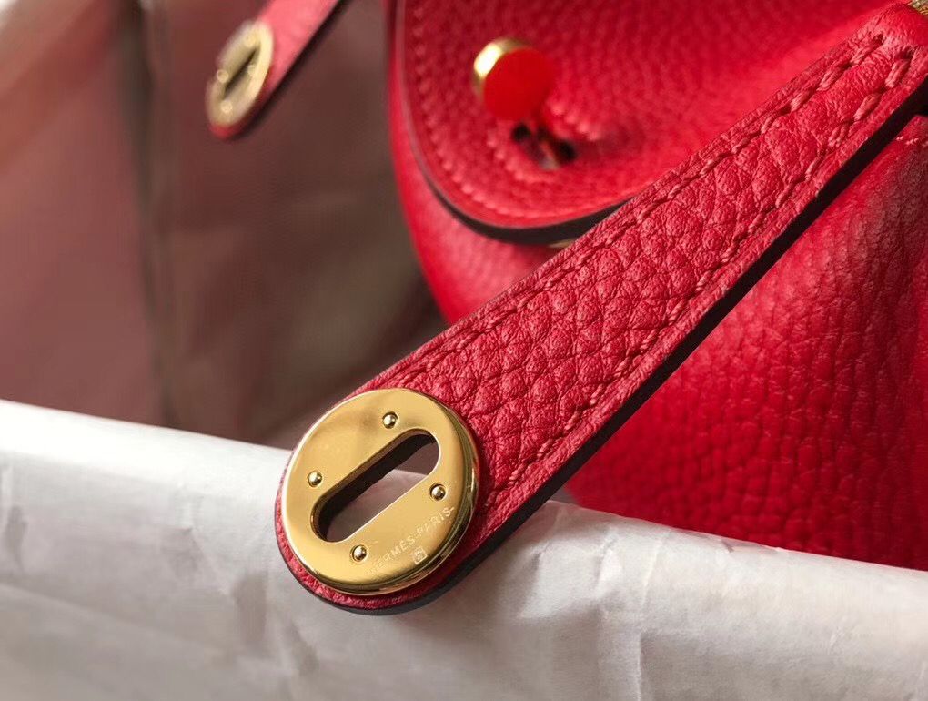 HM Mini Lindy 20 cm en cuir rouge
