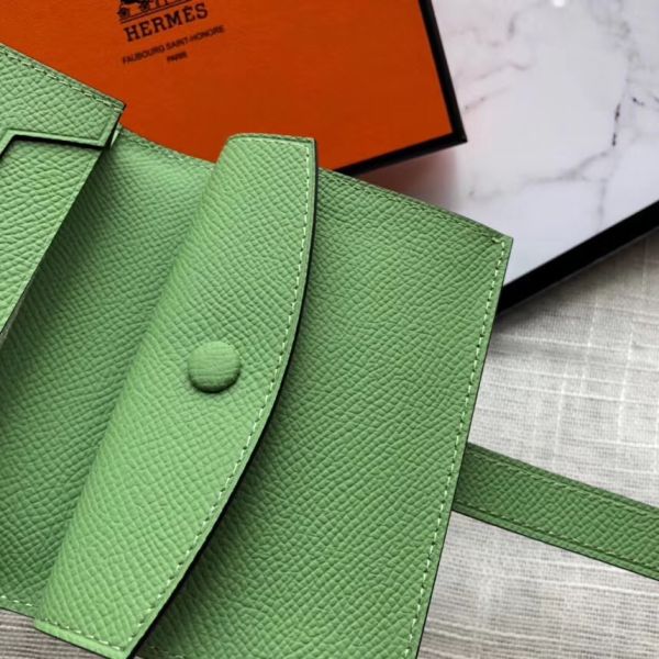 Mini Portefeuille HM Bearn 10cm En Cuir Epsom Vert Criquet