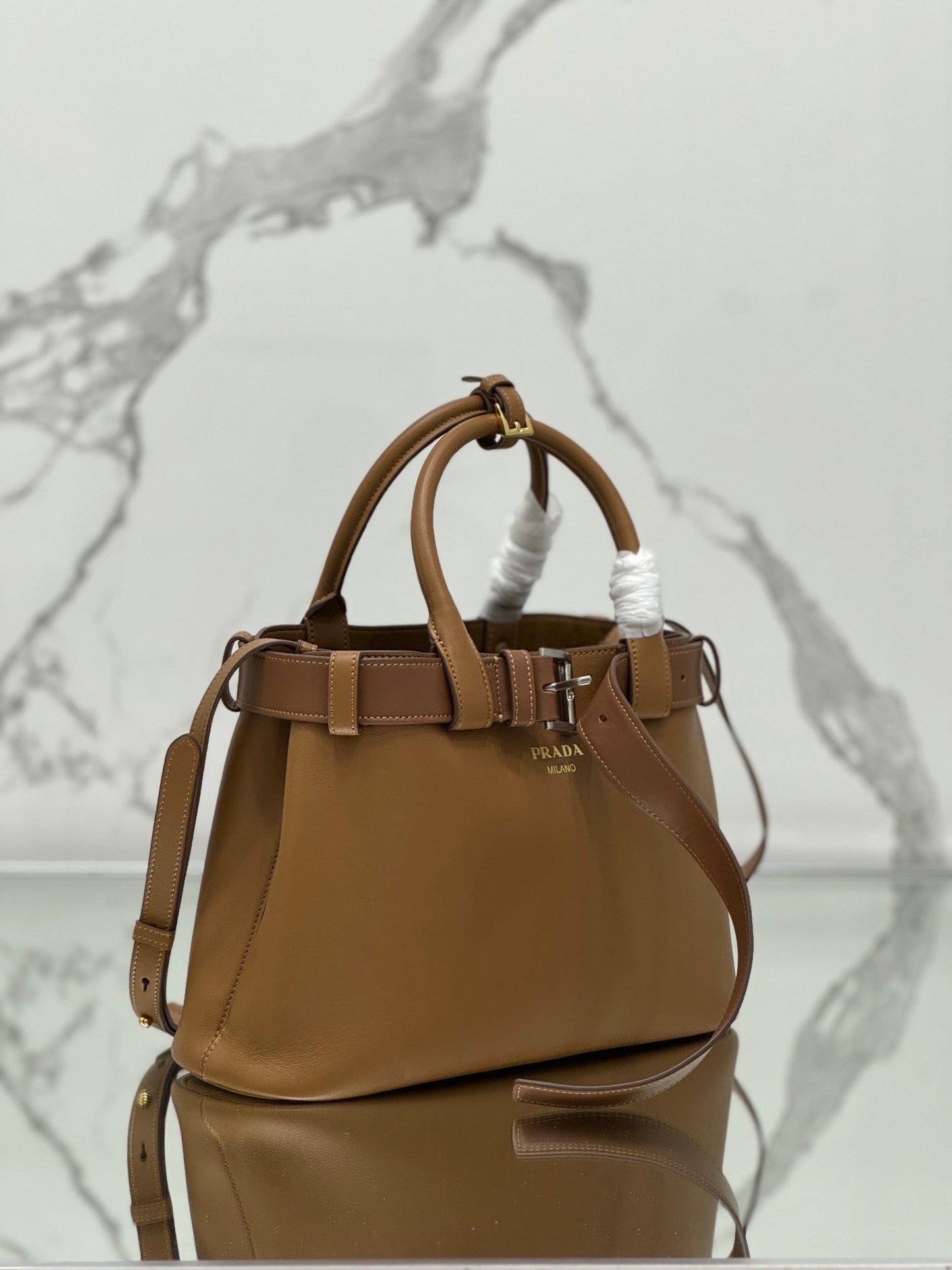 SAC CABAS AVEC CEINTURE 32 EN CUIR DE VEAU IMPORTÉ MARRON CIDRE