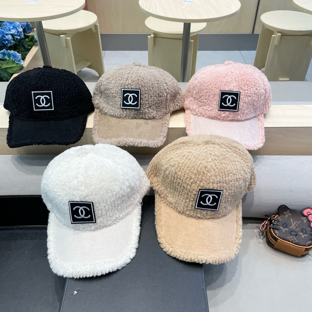 CASQUETTE DE BASEBALL EN PEAU LAINE BEIGE CAMEL 422432