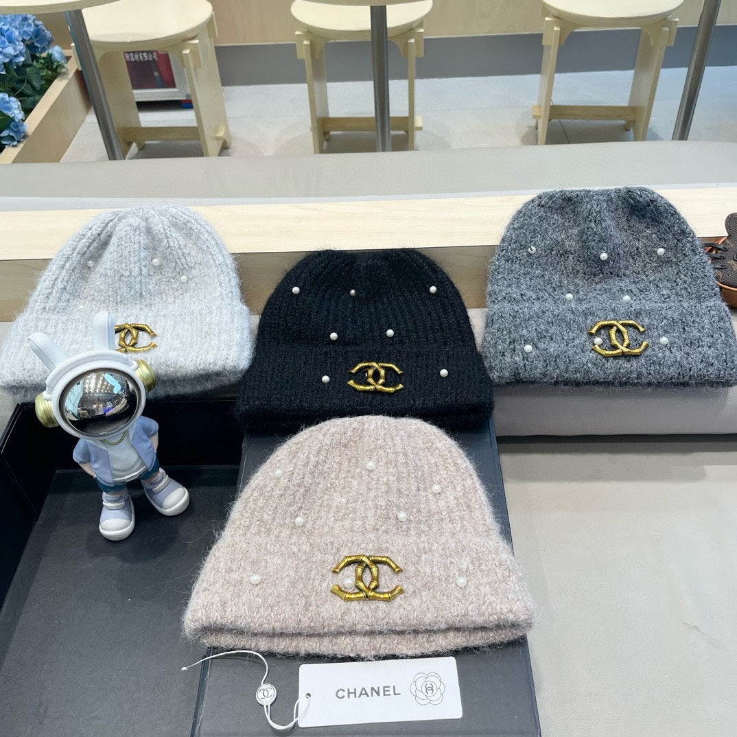 カーキブラウンウールのビーニーハット 430084