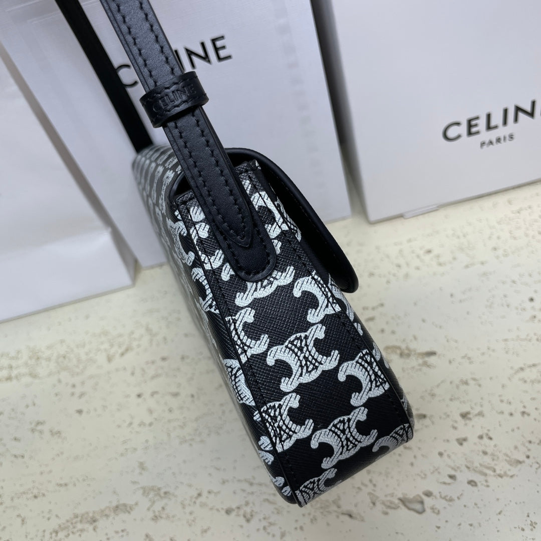 ローラ バゲットバッグ 28 ブラックミックスホワイトモノグラムキャンバス&カーフスキン