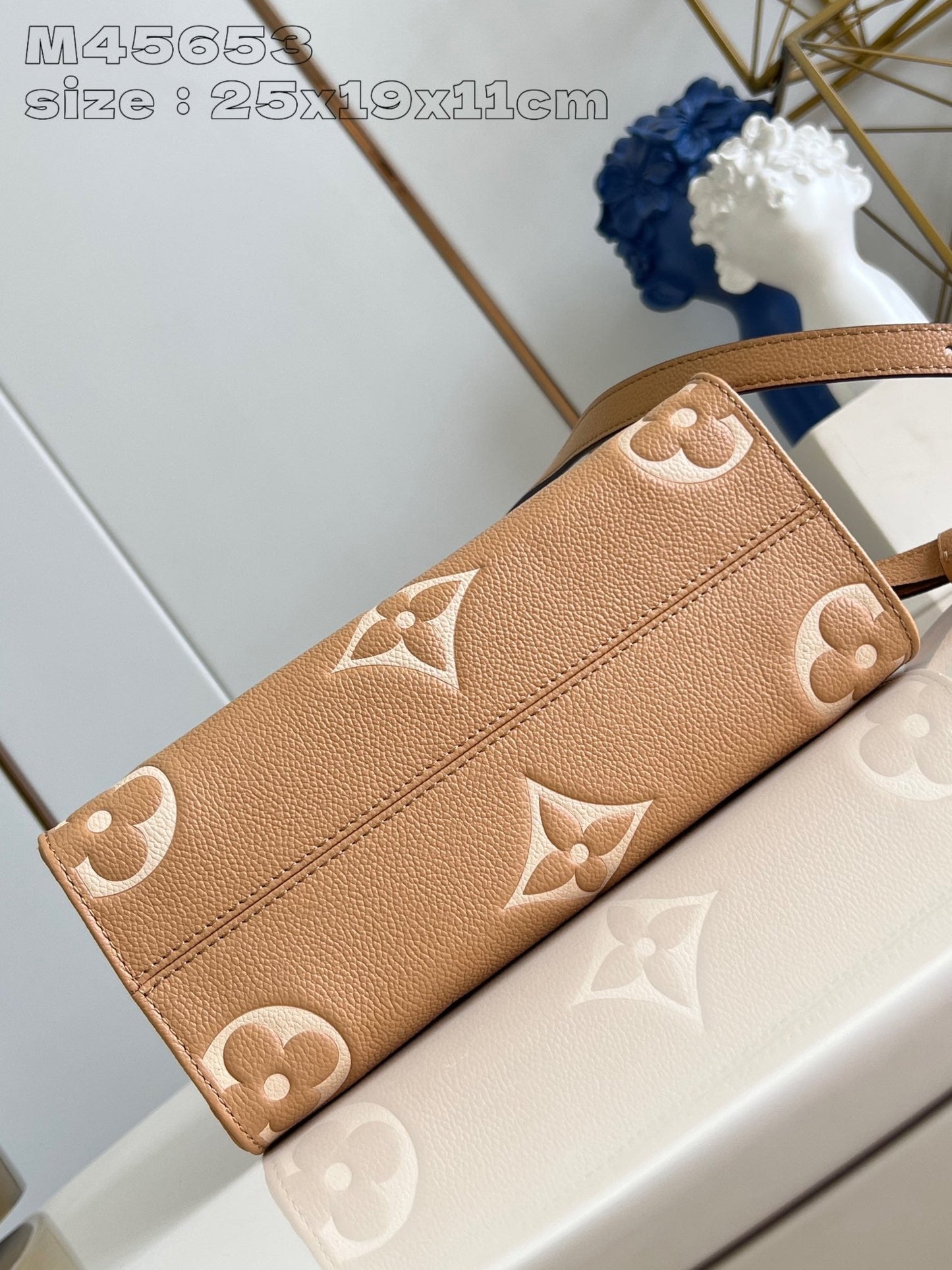 オンザゴー PM 25 ブラウンベージュ モノグラム アンプラント カーフスキン