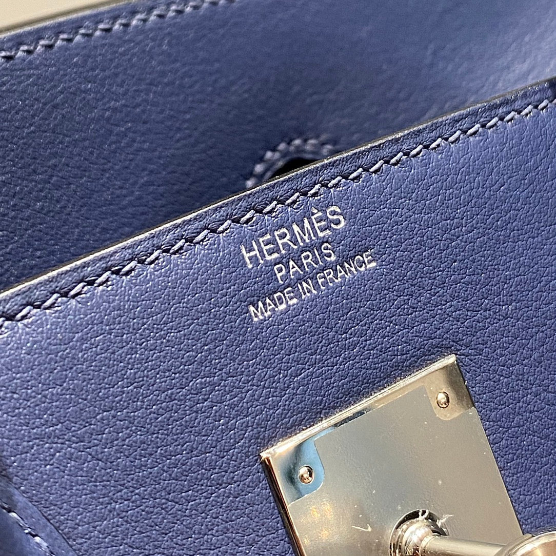 Sac à bandoulière HM Birkin 29 cm en cuir Swift bleu foncé avec accessoires argentés