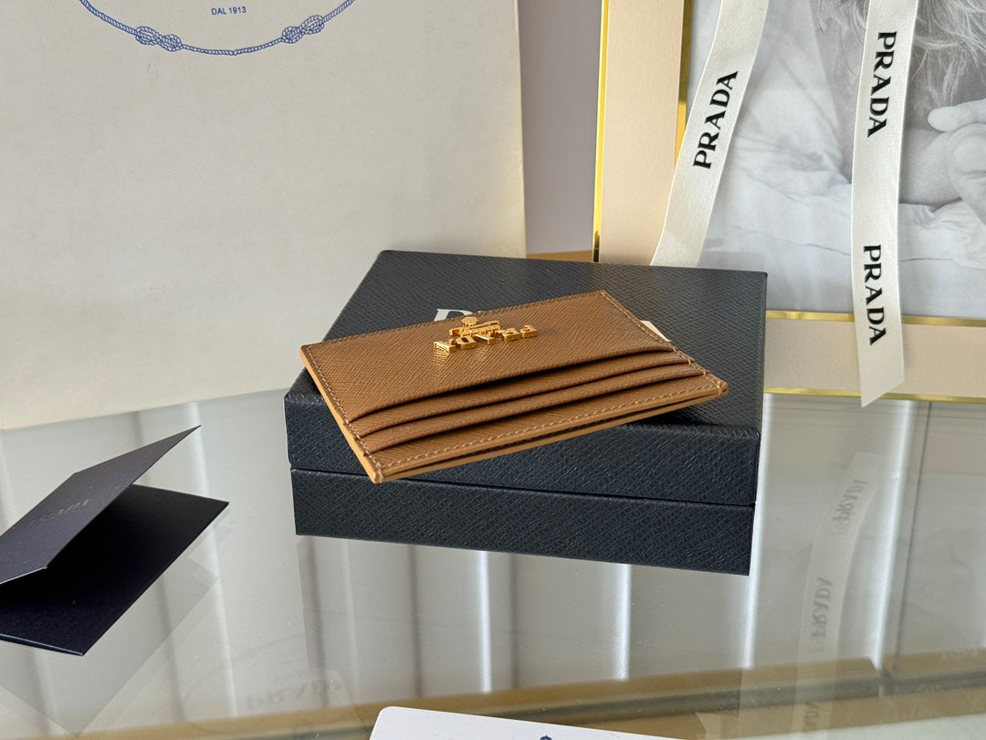 PRA 10 CARD HOLDER IN COFFEE BROWN CALFSKIN