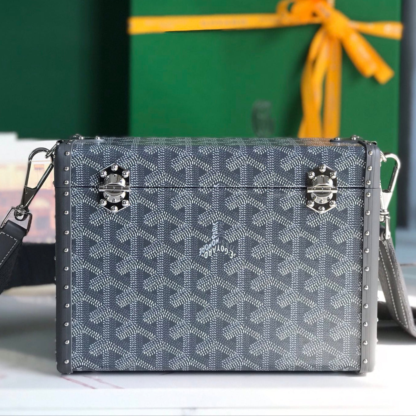 カセットトランクバッグ 21 グレー ゴヤルディン キャンバス & クラムシー カウハイド