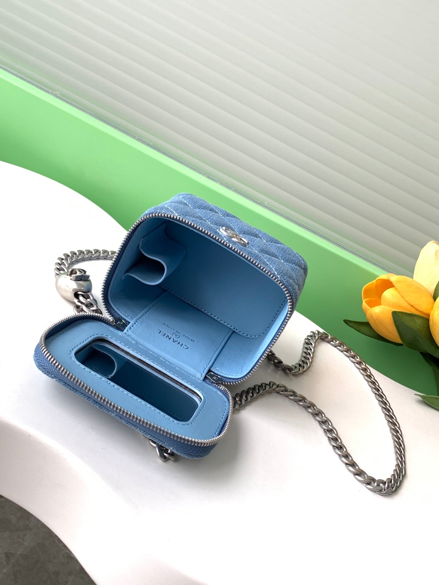 Vanité CC 24 carats 11 cm Bleu Denim Quincaillerie argentée