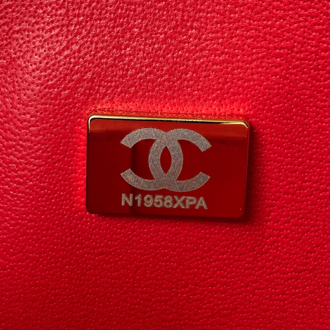 Sac à rabat classique moyen 23 cm en cuir d'agneau rouge et accessoires dorés