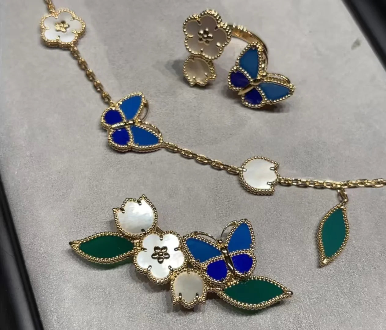 2026 New Arrival LUCKY SPRING CLOVER 5 MOTIF BRACELET&NECKLACE&RING SET