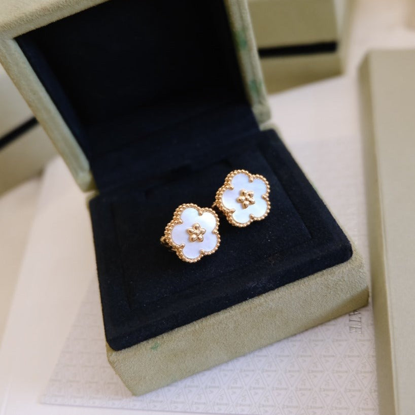 2026 NEW STYLE LUCKY SPRING WHITE MOP EARRINGS