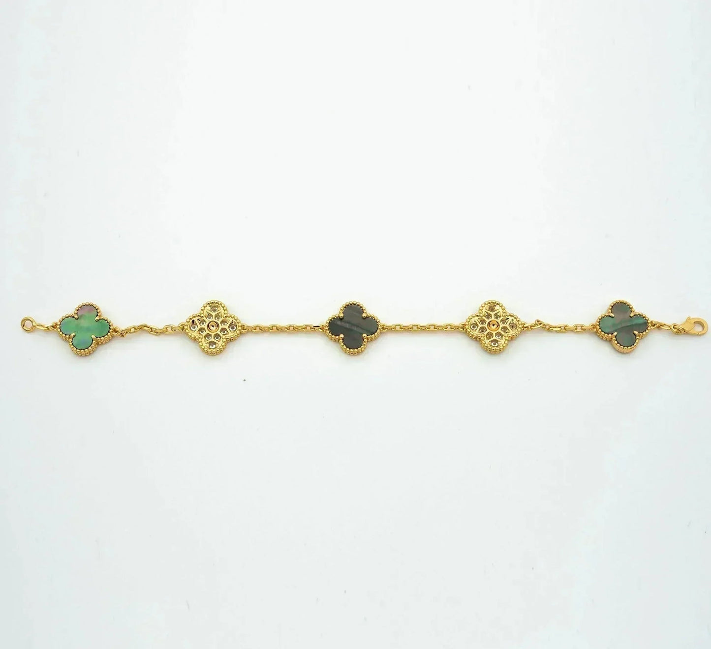 CLOVER 5 MOTIF GRAY MOP BRACELET COLLECTION