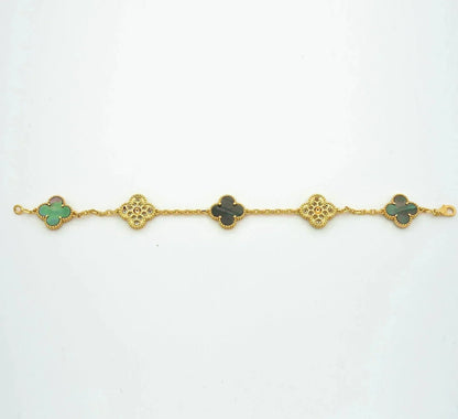CLOVER 5 MOTIF GRAY MOP BRACELET COLLECTION