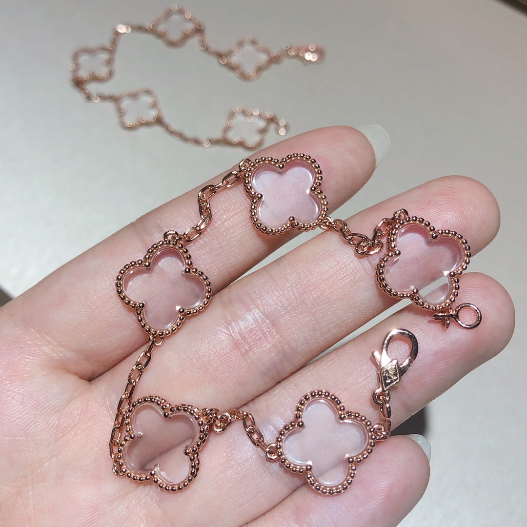 CLOVER 5 MOTIF ROCK CRYSTAL BRACELET
