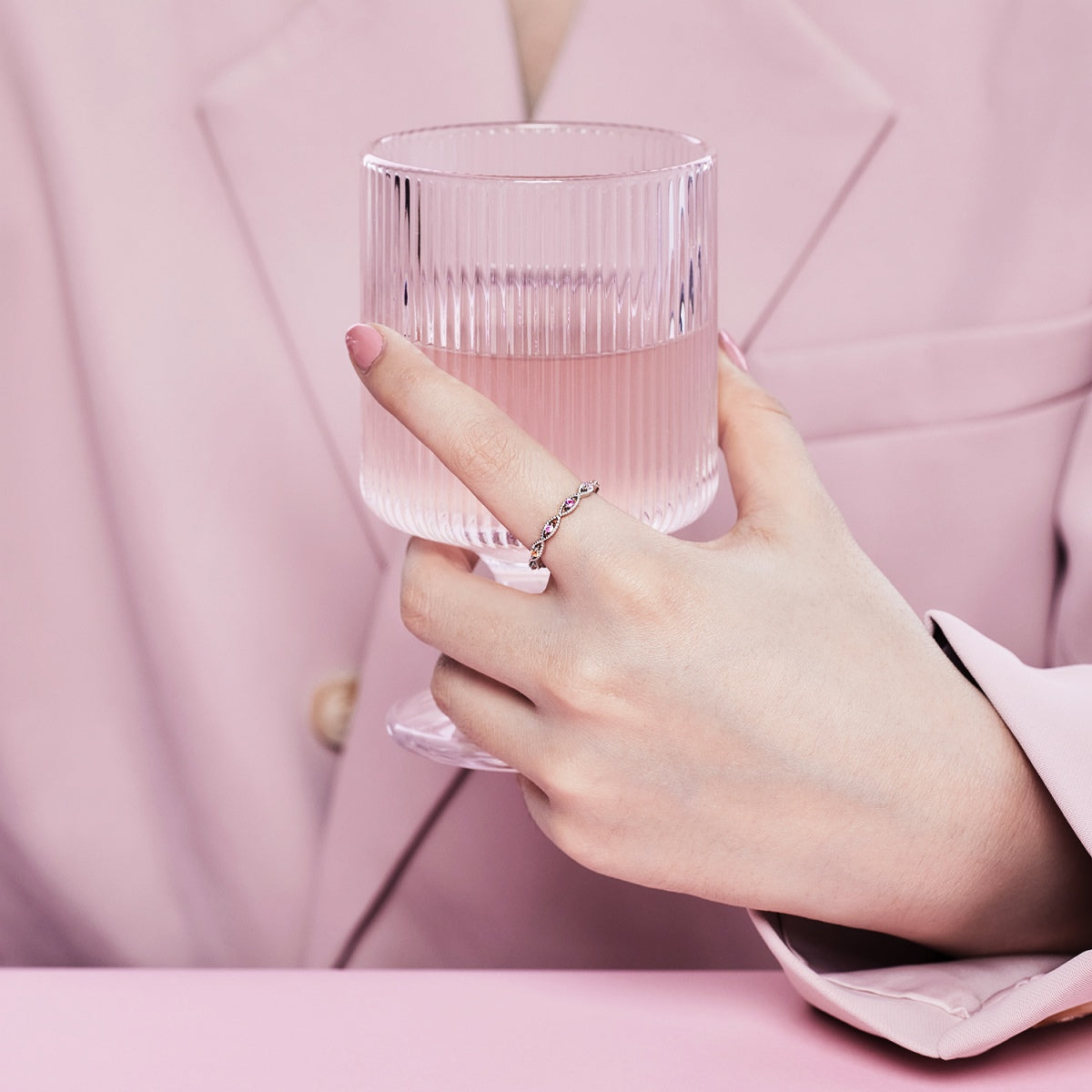 [HOT] Bague quotidienne élégante et énergique à coupe ronde