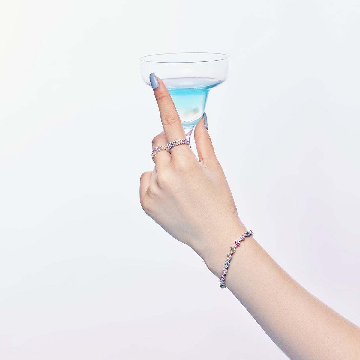 [HOT]輝く水滴型デイリーブレスレット
