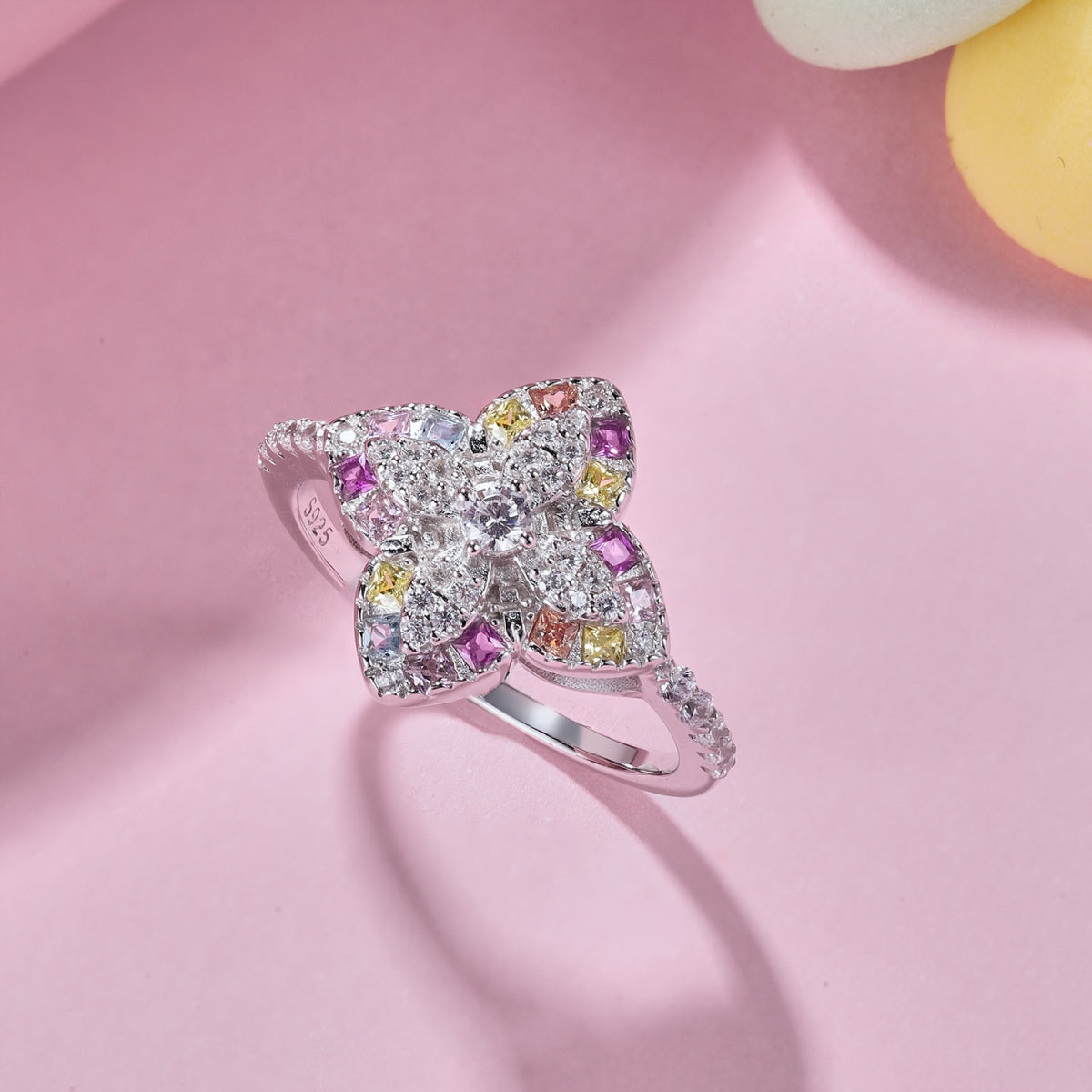 [HOT]豪華なカラフルな花の形のバンケットリング