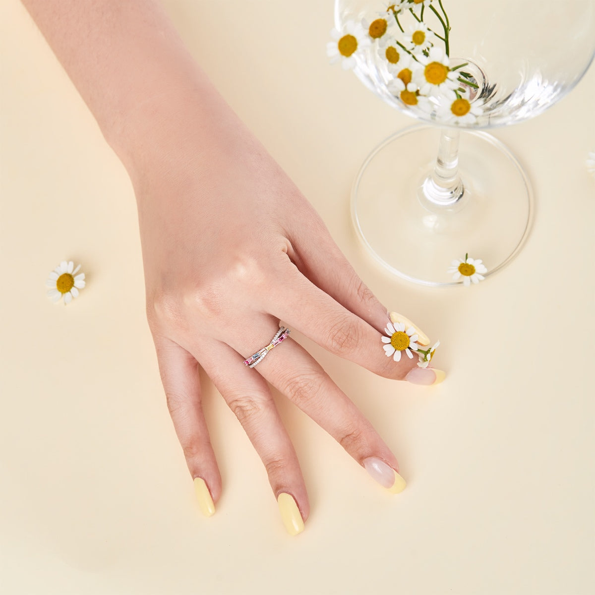 [HOT]Energetic Elegant Radiant Cut Party Ring