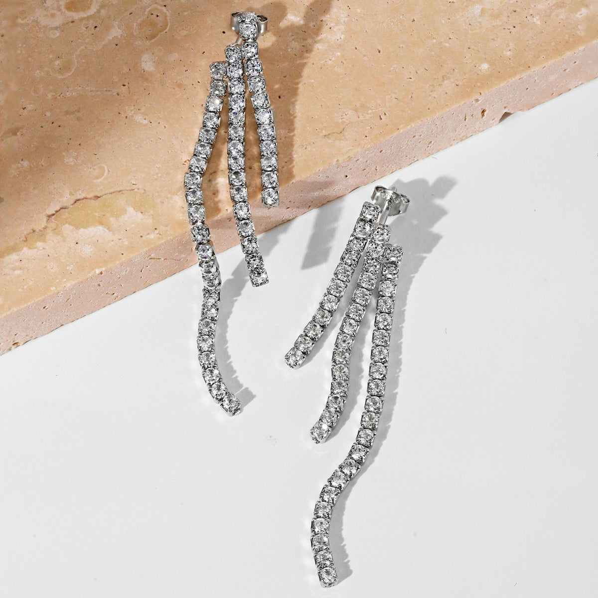 [HOT]Luxurious Dainty Banquet Earrings