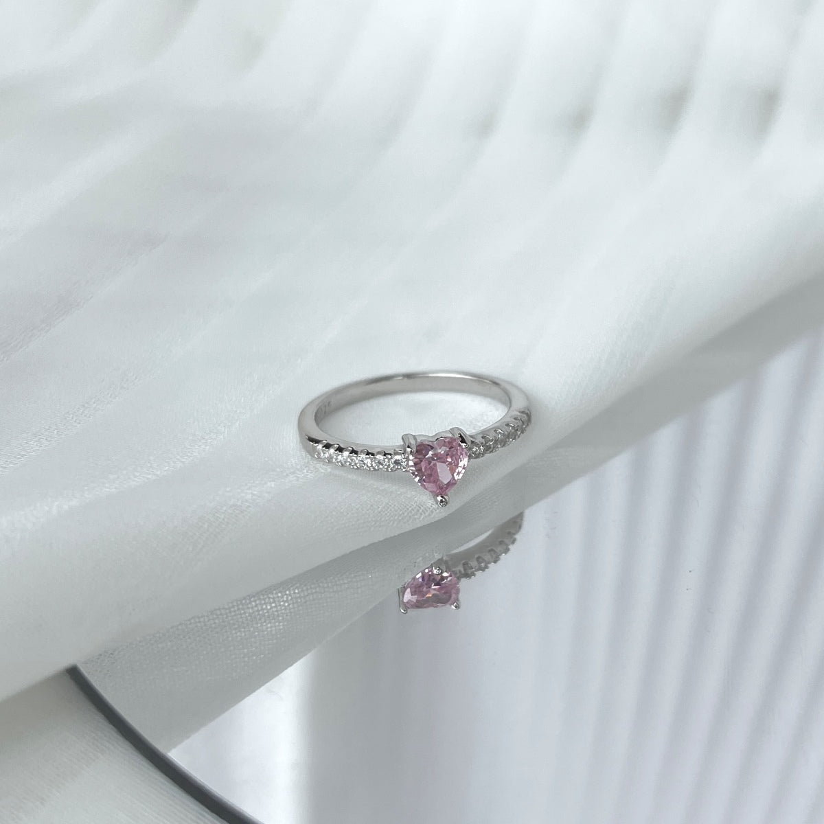 [HOT]0.5 Carat CaratEternity Charming Heart Shape Lover Ring