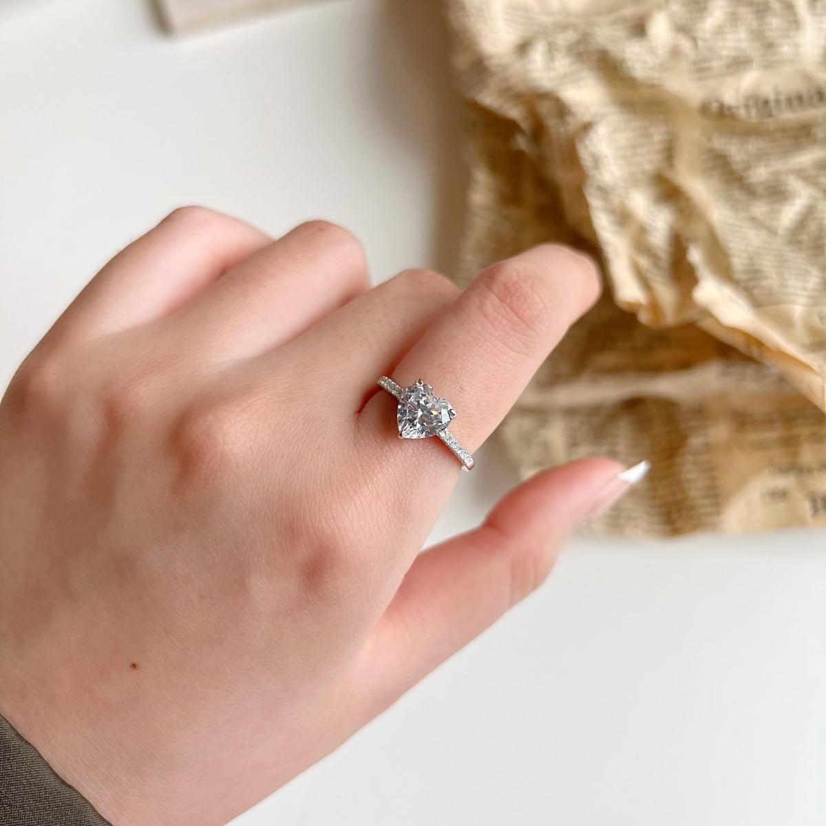 [HOT] Bague d'amoureux en forme de cœur éblouissante et brillante de 2,0 carats