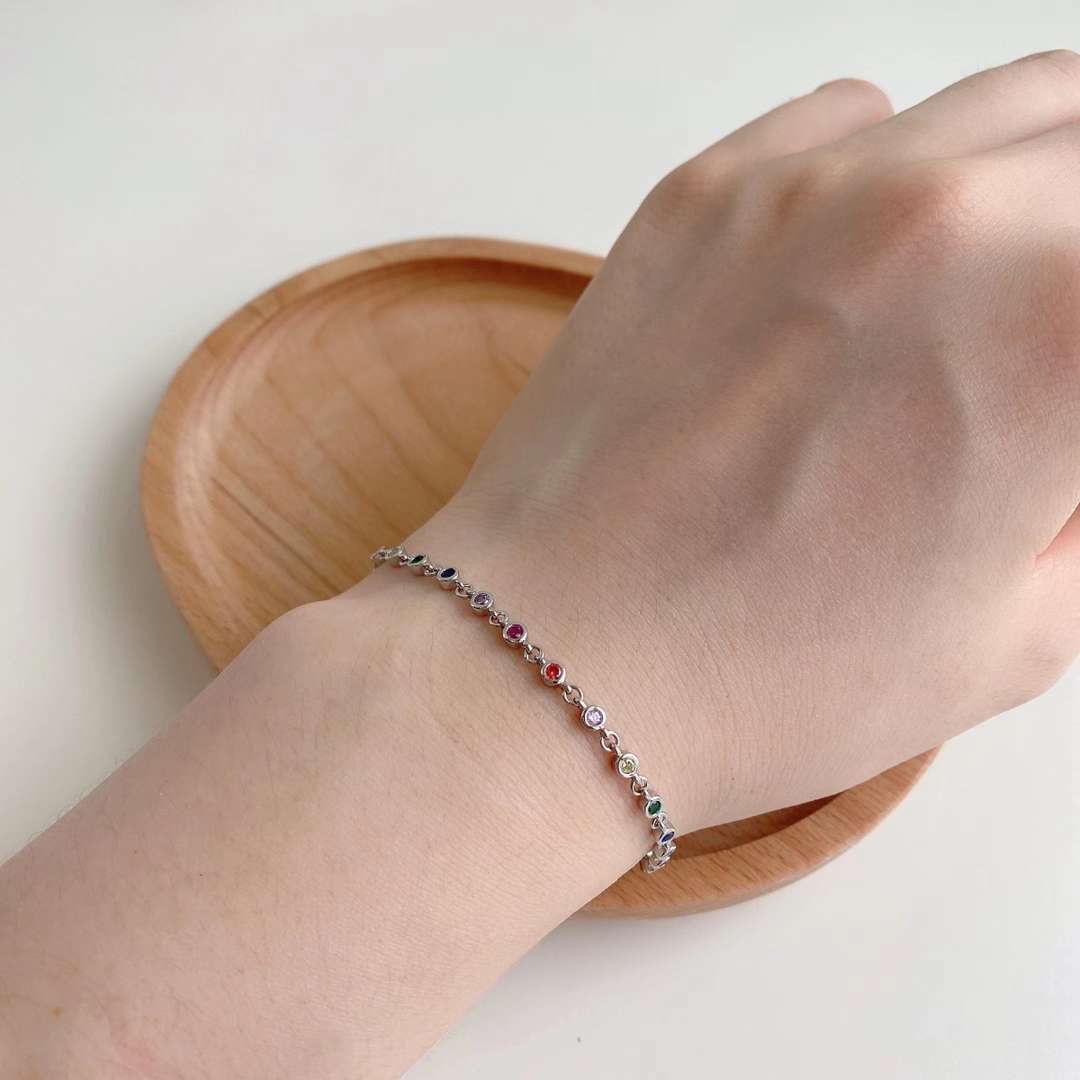 [HOT]カラフルビーズアレイブレスレット