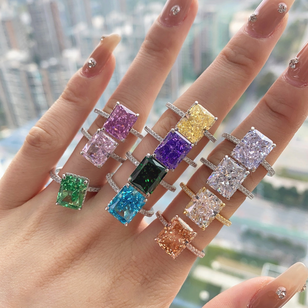 [HOT]4.0 Carat Luxurious Engagement Ring