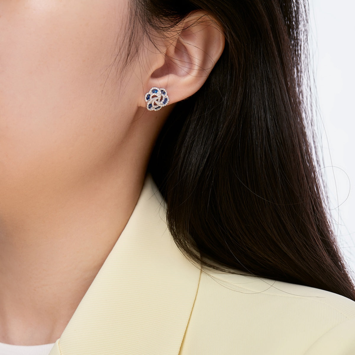 [HOT]Exquisite Flower Shape Daily Earrings
