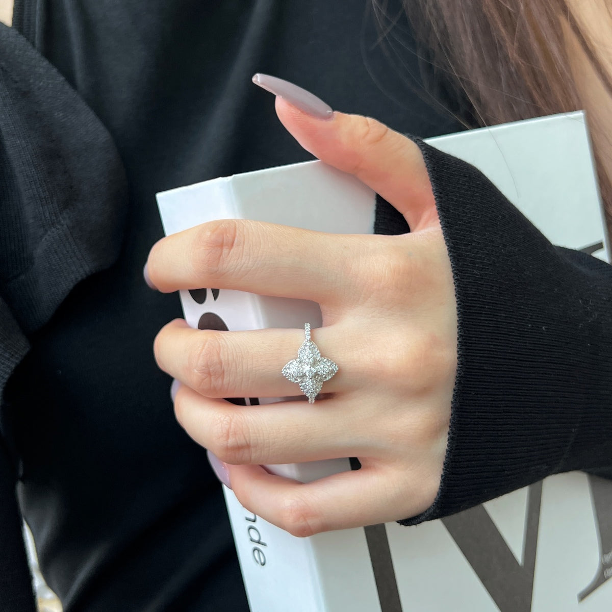 [HOT]豪華なカラフルな花の形のバンケットリング