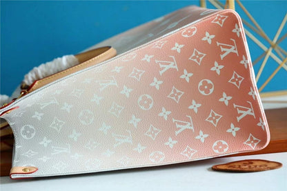 ONTHEGO MM BRUME GRAY MONOGRAM TOILE ENDUITE GÉANTE