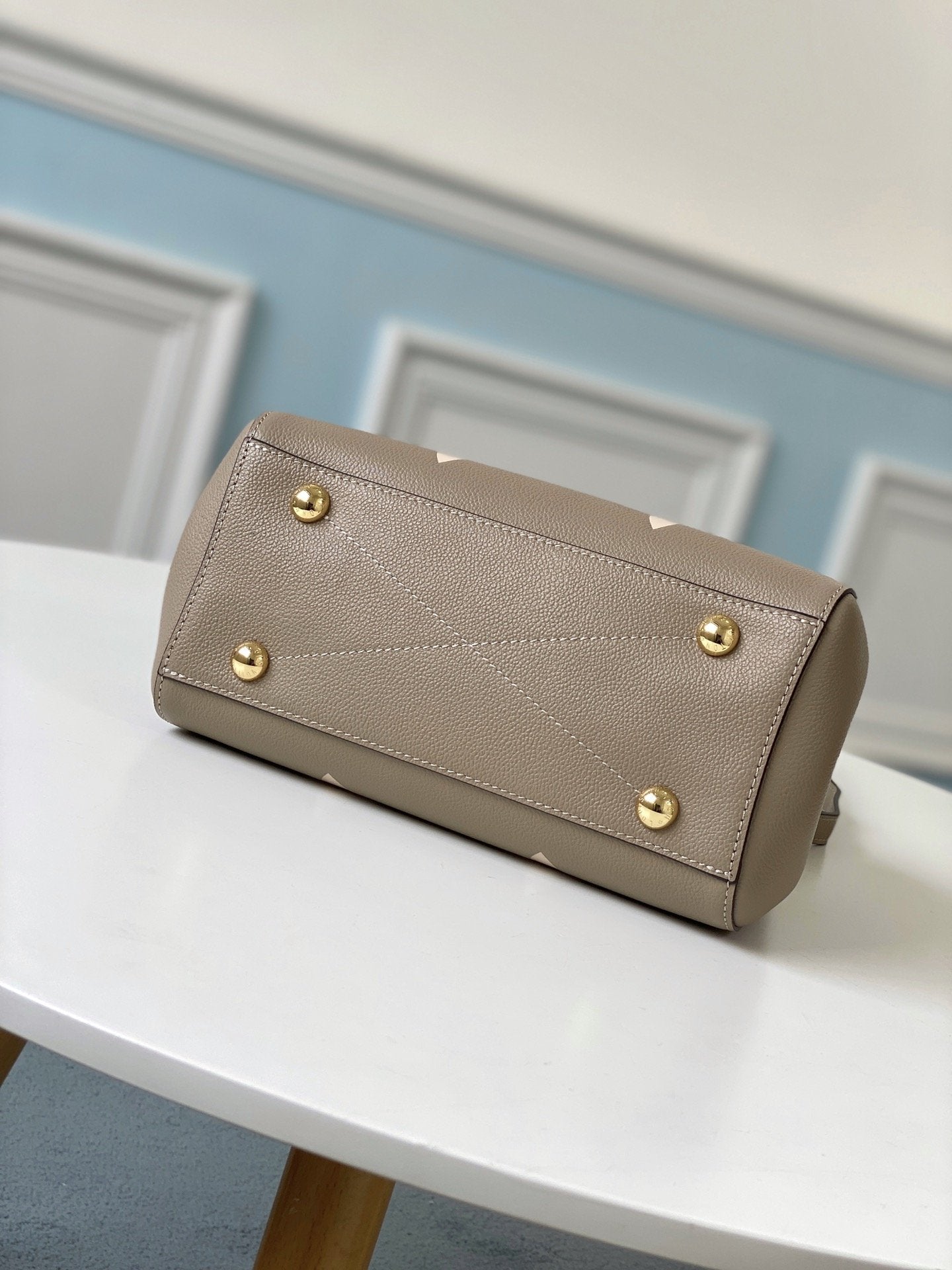 モンテーニュ BB 29CM ベージュ モノグラムレザー