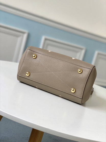 モンテーニュ BB 29CM ベージュ モノグラムレザー