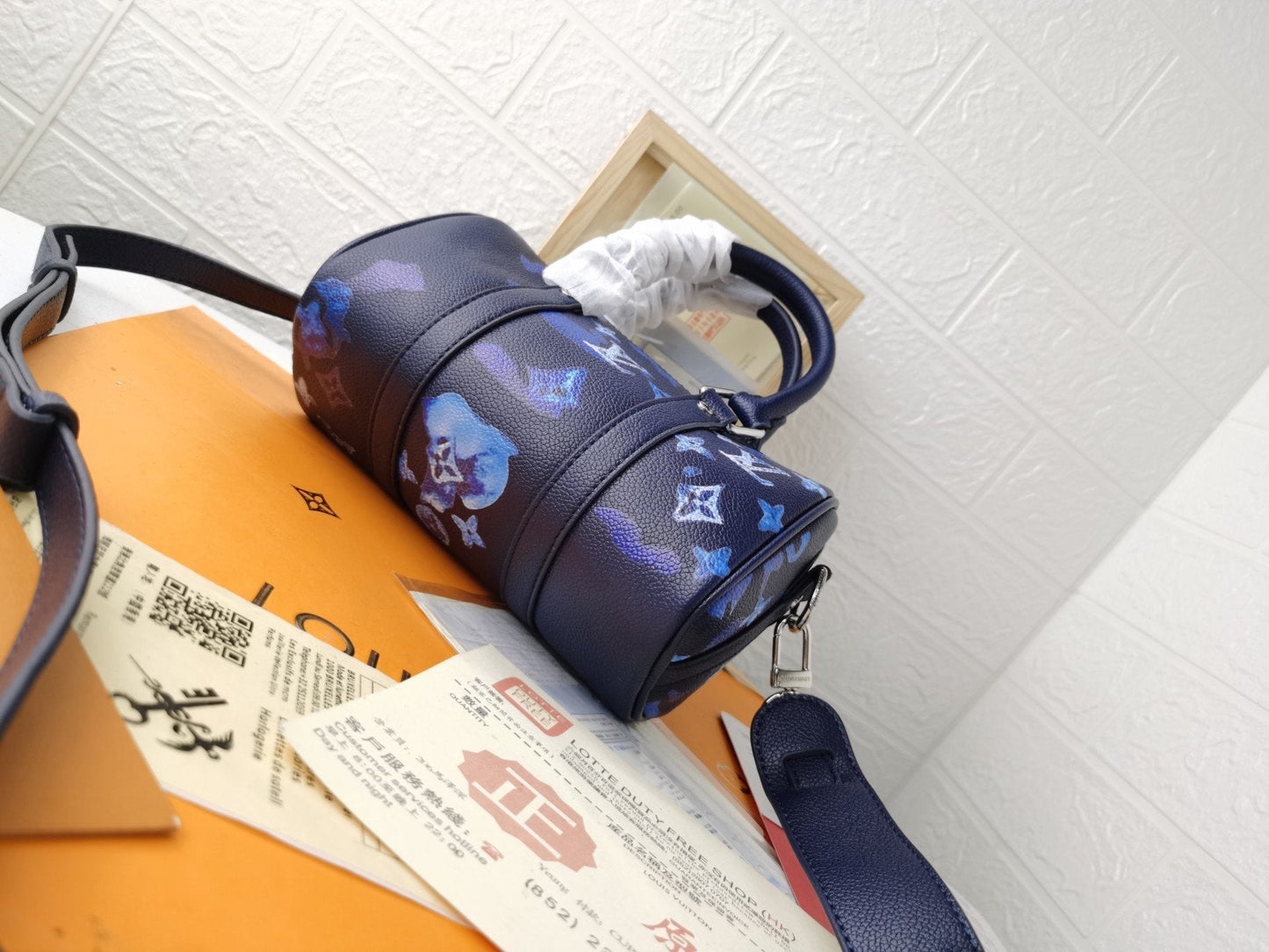 LV キーポル XS 21 インク ウォーターカラー カウハイドレザー