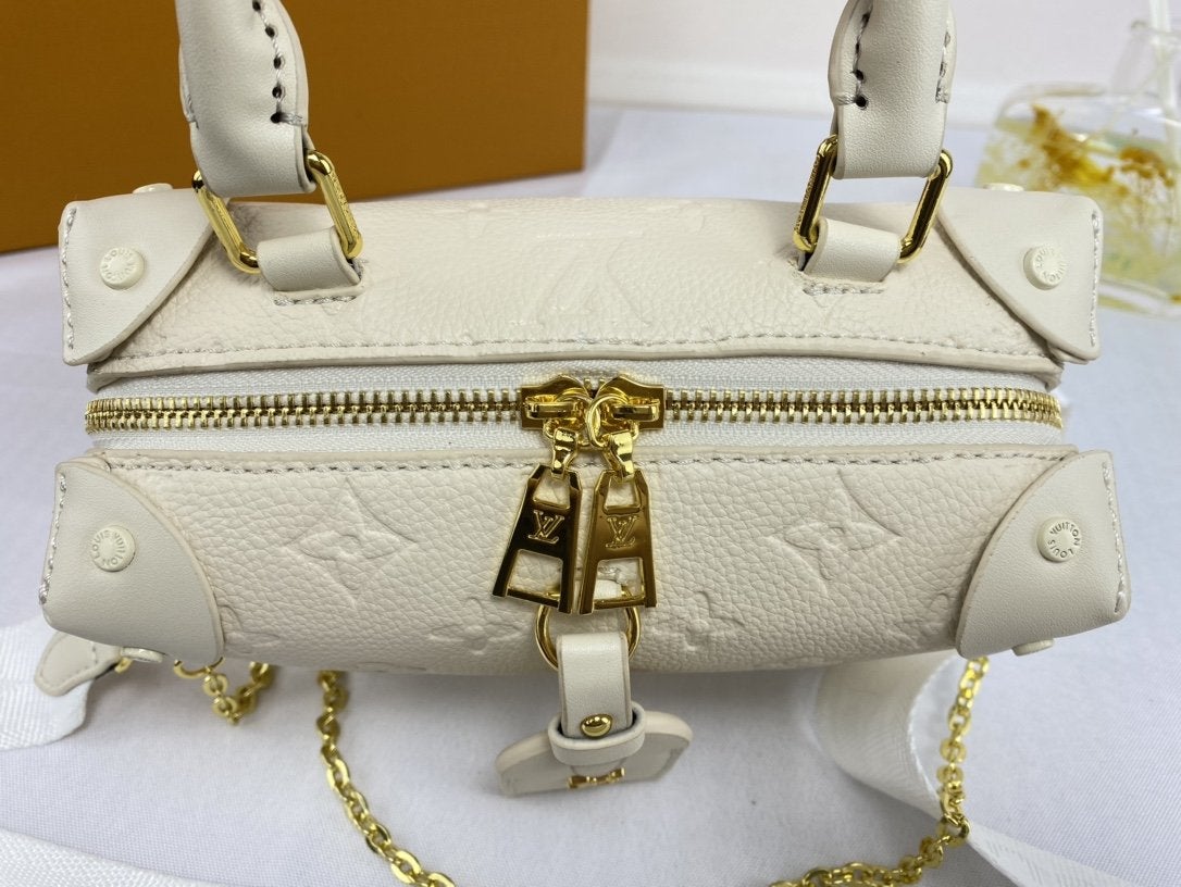 LV プティ マル スープル ホワイト モノグラム アンプラント