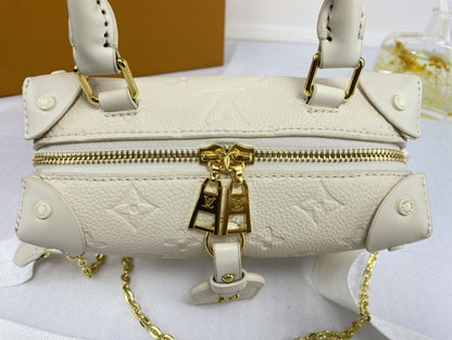 LV プティ マル スープル ホワイト モノグラム アンプラント