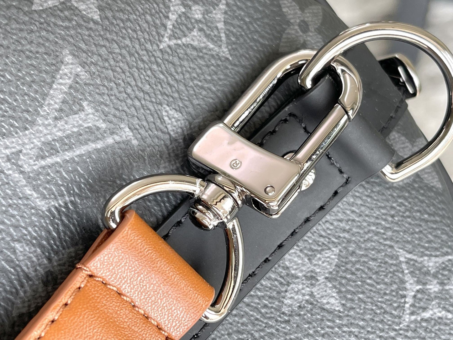 KEEPALL 45 BANDOULIÈRE MONOGRAMME ÉCLIPSE
