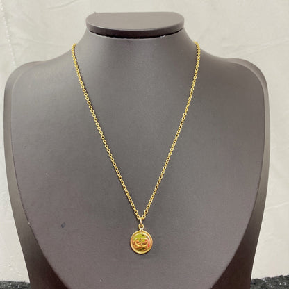 Collier en or avec pendentif CD