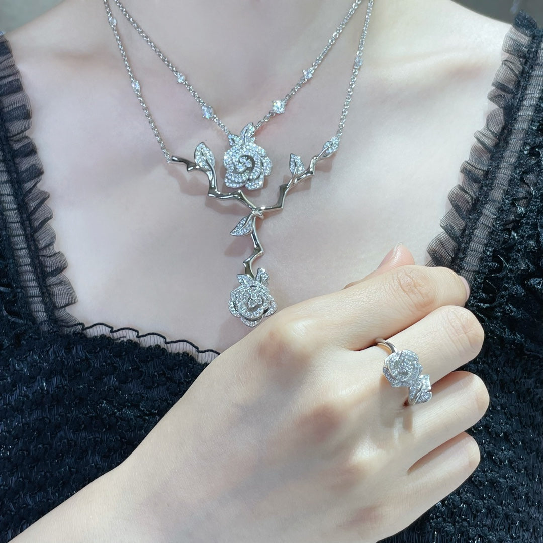 COLLIER MOYEN ROSE BAGATELLE DIAMANT